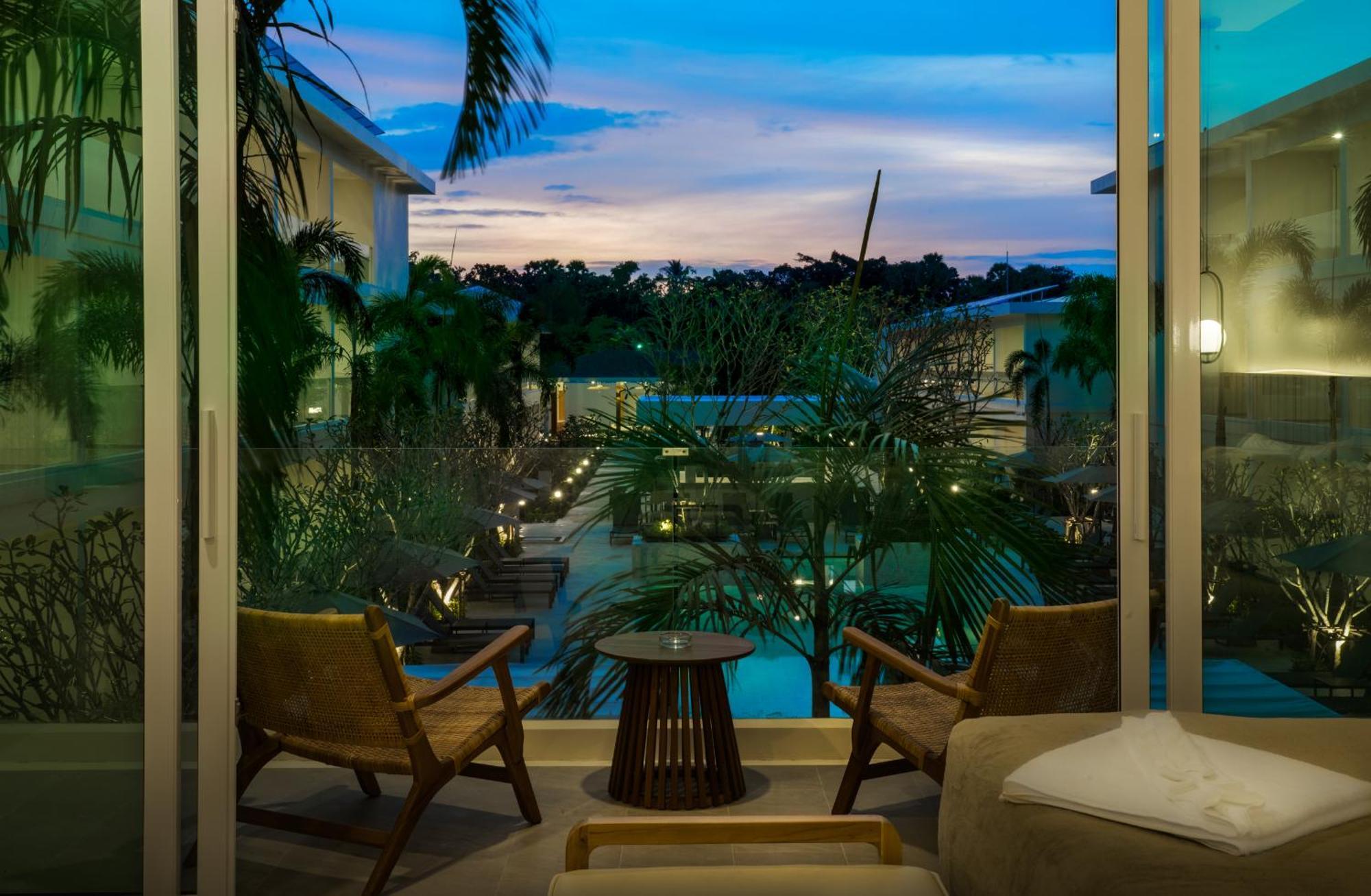 Niranapa Boutique Resort หาดกะตะ ภายนอก รูปภาพ