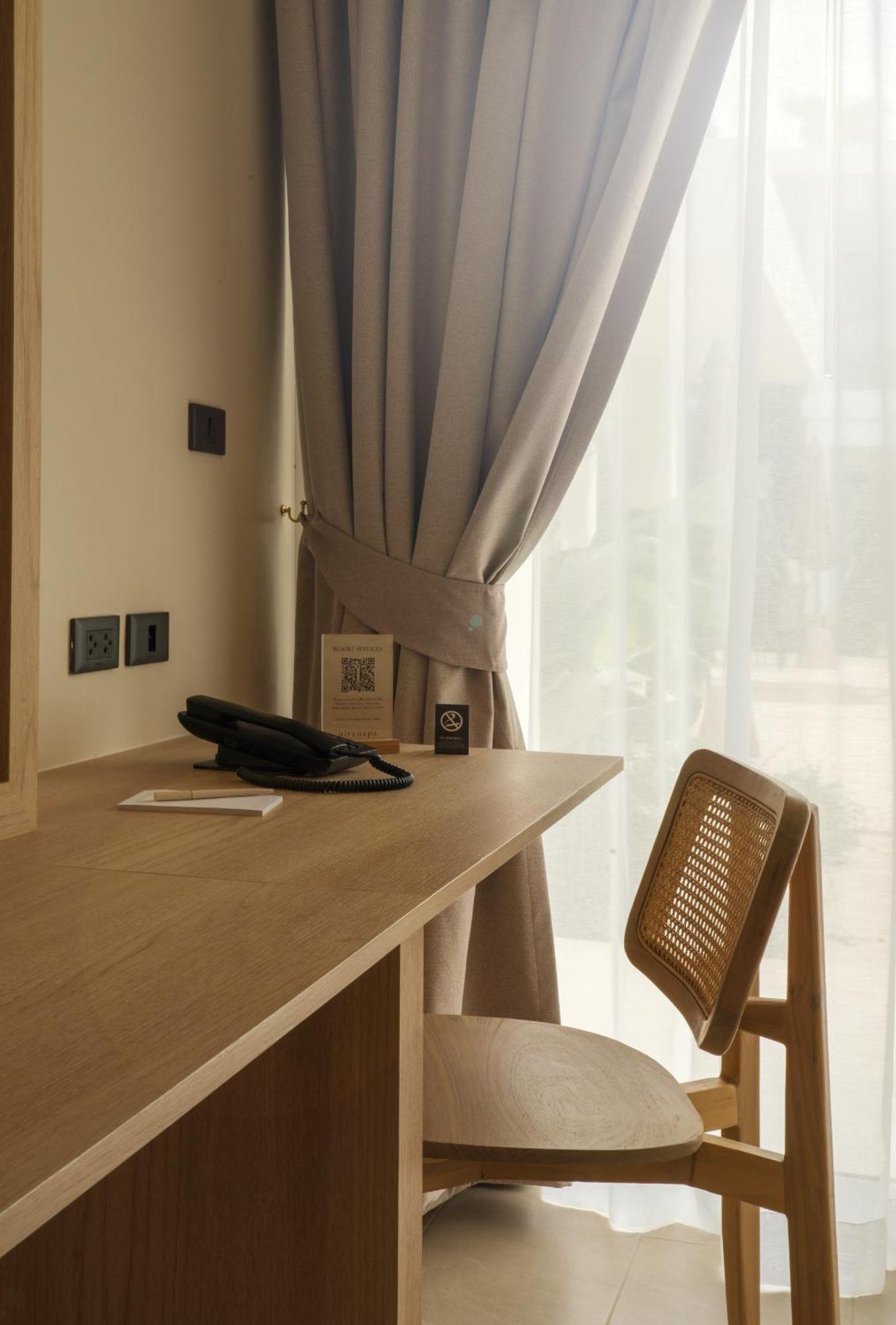 Niranapa Boutique Resort หาดกะตะ ภายนอก รูปภาพ