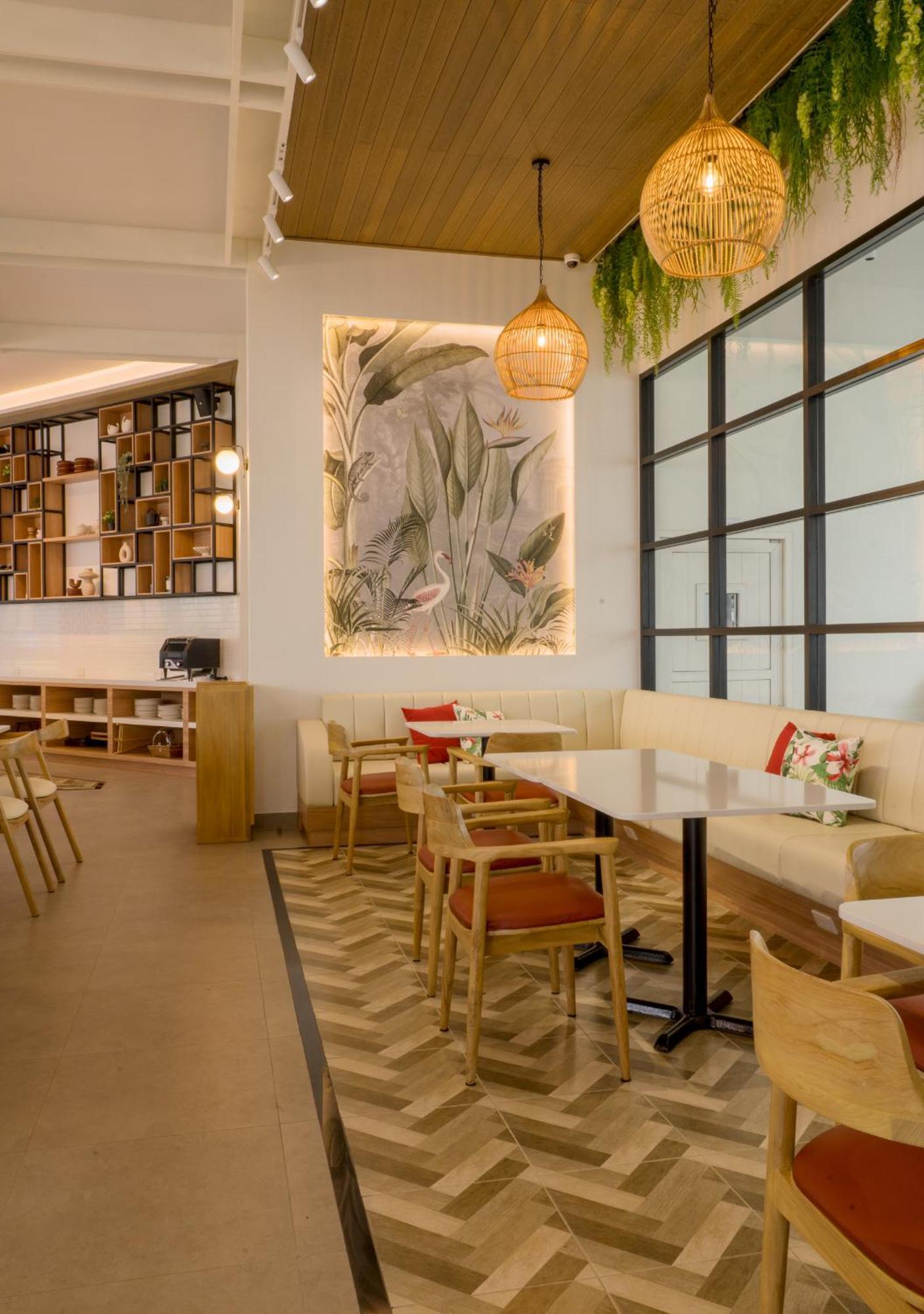 Niranapa Boutique Resort หาดกะตะ ภายนอก รูปภาพ